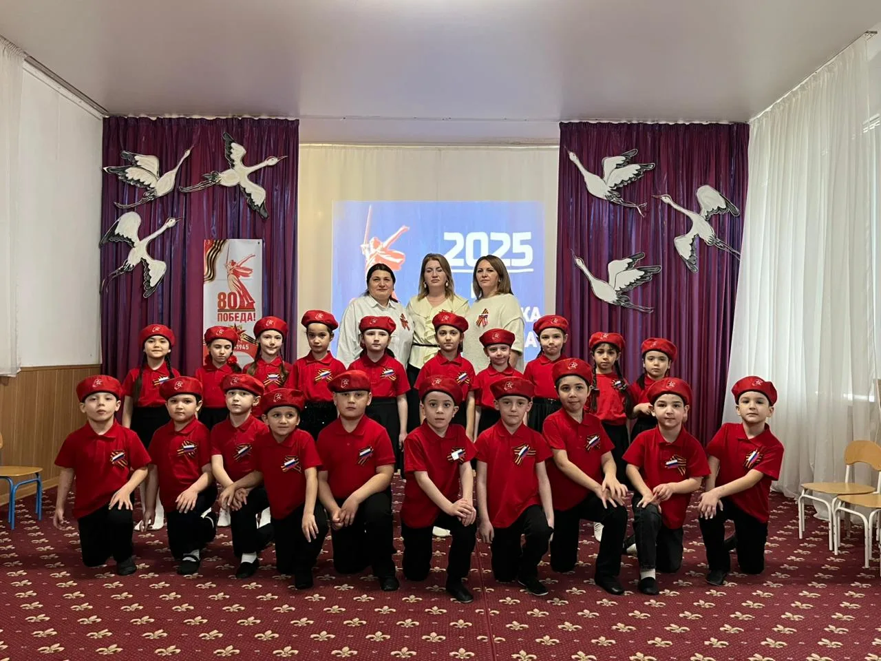 Концерт, посвящённый закрытию Года защитника Отечества